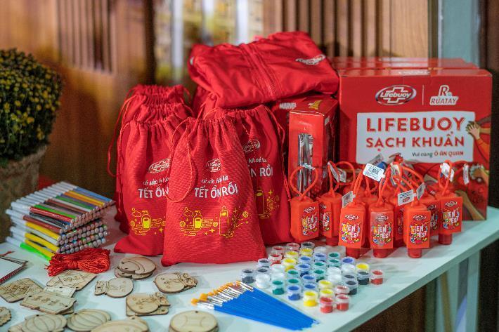 “Tết ổn” từ Lifebuoy sưởi ấm cho hàng trăm bệnh nhi tại Hà Nội - Ảnh 9.