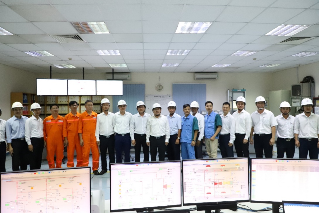 EVNGENCO3 tiếp nhận quản lý vận hành, sửa chữa nhà máy điện Phú Mỹ 3 - Ảnh 5.