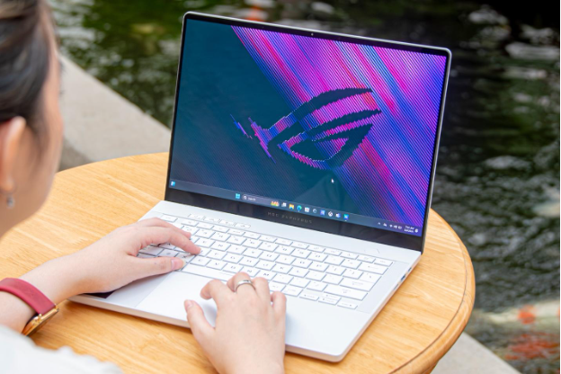 ROG Nebula OLED: Tiêu chuẩn mới của màn hình laptop gaming 2024 - Ảnh 1.