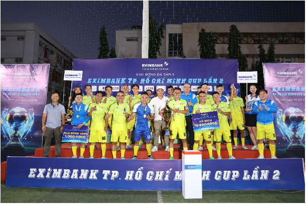 Bế mạc Cúp bóng đá Eximbank TP.HCM năm 2024: Eximbank TP.HCM bảo vệ thành công ngôi vô địch - Ảnh 1.