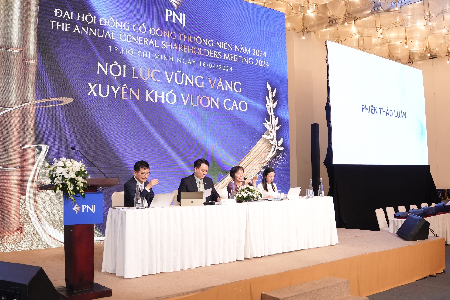 PNJ đặt mục tiêu tăng trưởng doanh thu 12% năm 2024, dự kiến chia cổ tức 20% - Ảnh 3.