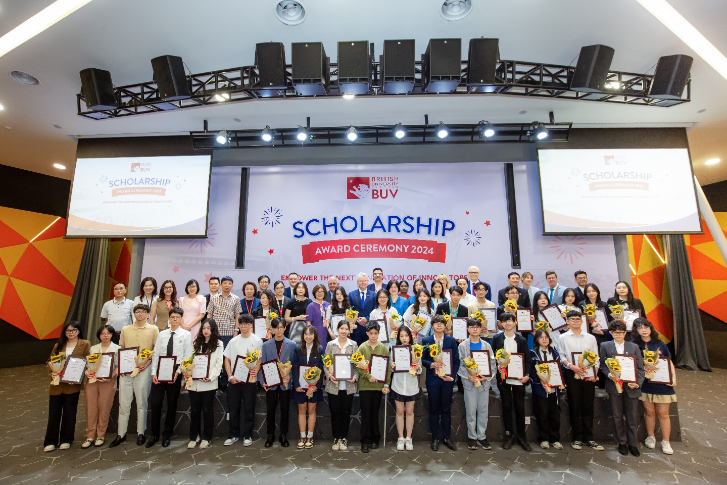 Đại học quốc tế tại Việt Nam trao cơ hội giáo dục chất lượng- Ảnh 2.