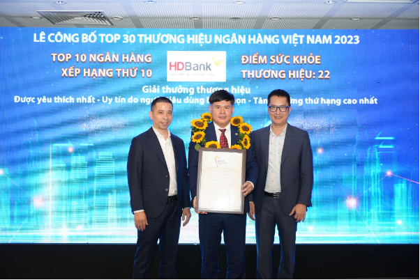 HDBank được vinh danh là thương hiệu Ngân hàng xuất sắc Việt Nam năm 2023- Ảnh 1.