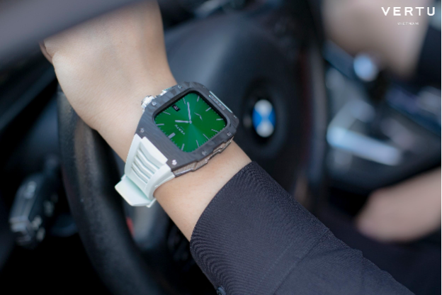 Đồng hồ thông minh giá trăm triệu của Vertu bất ngờ gây sốt thị trường Việt Nam- Ảnh 1.