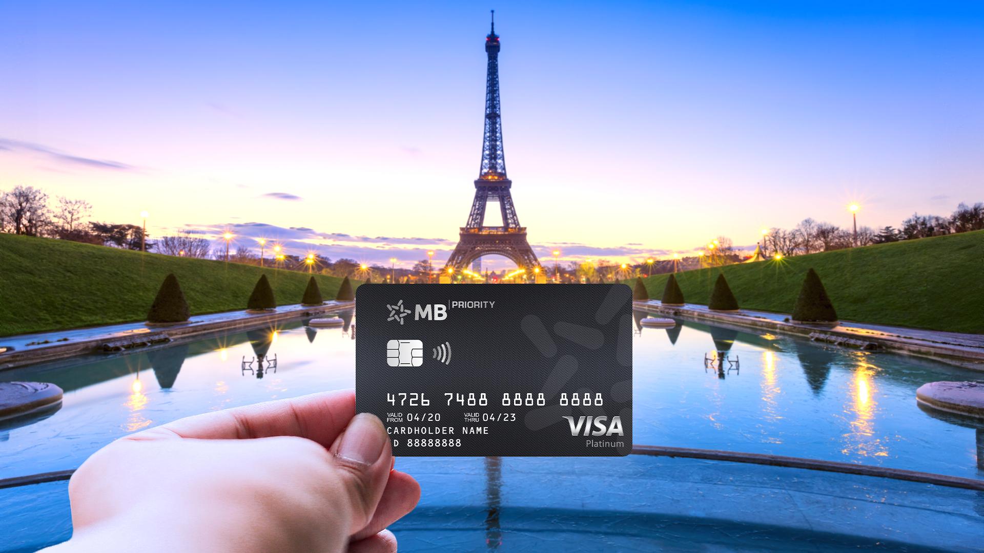 Chủ thẻ MB Visa đầu tiên nhận chuyến đi Pháp xem Olympic Paris 2024 - Ảnh 1.