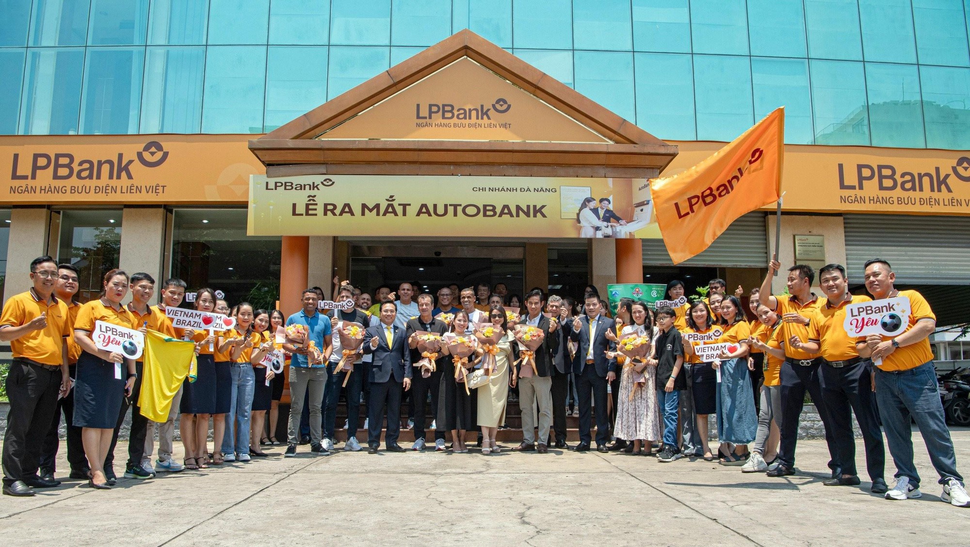 LPBank sẽ đồng hành cùng thể thao Việt Nam nâng cao thể lực cầu thủ- Ảnh 3.