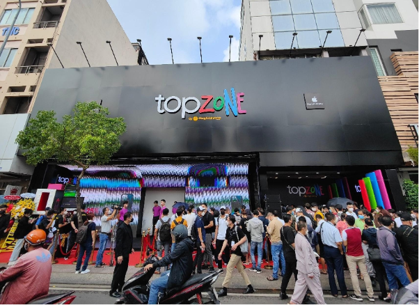 Không gian mua sắm TopZone giúp chữa lành đam mê của tín đồ Apple - Ảnh 1.