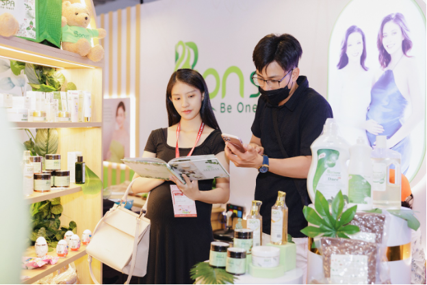 BON Spa ấn tượng ngay giữa lòng triển lãm Vietbaby Fair 2024 - Ảnh 4.