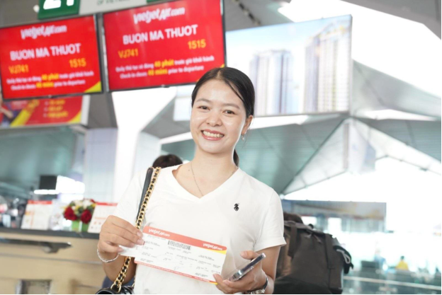 Vietjet kỷ niệm 10 năm kết nối Buôn Ma Thuột - Vinh với 5.000 chuyến bay- Ảnh 3.