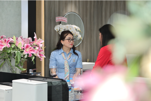 Uuviet Solutions khai trương thêm showroom tại quận 7 và ra mắt ngành hàng ván sàn- Ảnh 4.