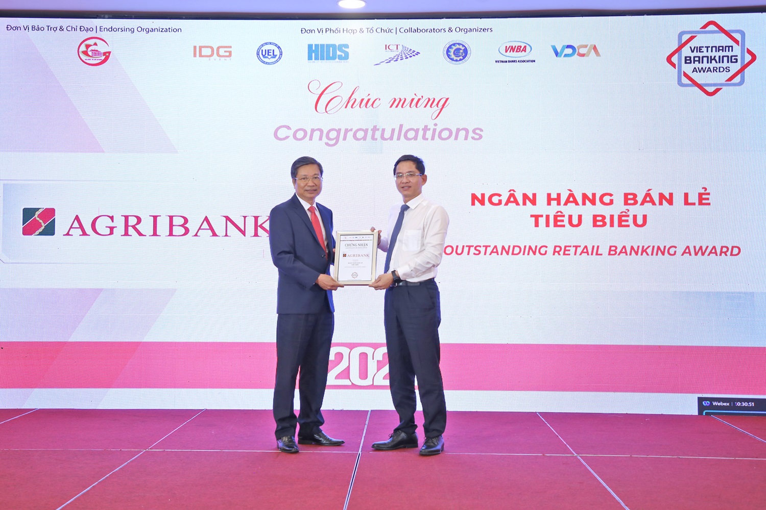 Agribank được vinh danh 3 giải thưởng Ngân hàng Việt Nam tiêu biểu 2024- Ảnh 1.