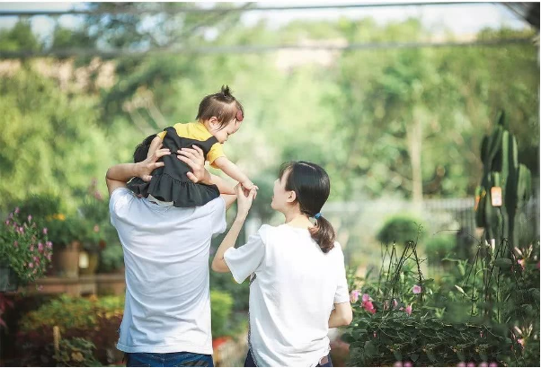 Chi phí mua nhà tăng cao, khu Tây TP.HCM là lựa chọn an cư của nhiều gia đình trẻ - Ảnh 1.