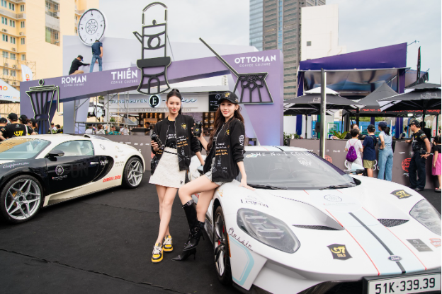 Các người đẹp Việt thưởng thức cà phê Trung Nguyên Legend tại sự kiện Gumball 3000 - Ảnh 2.