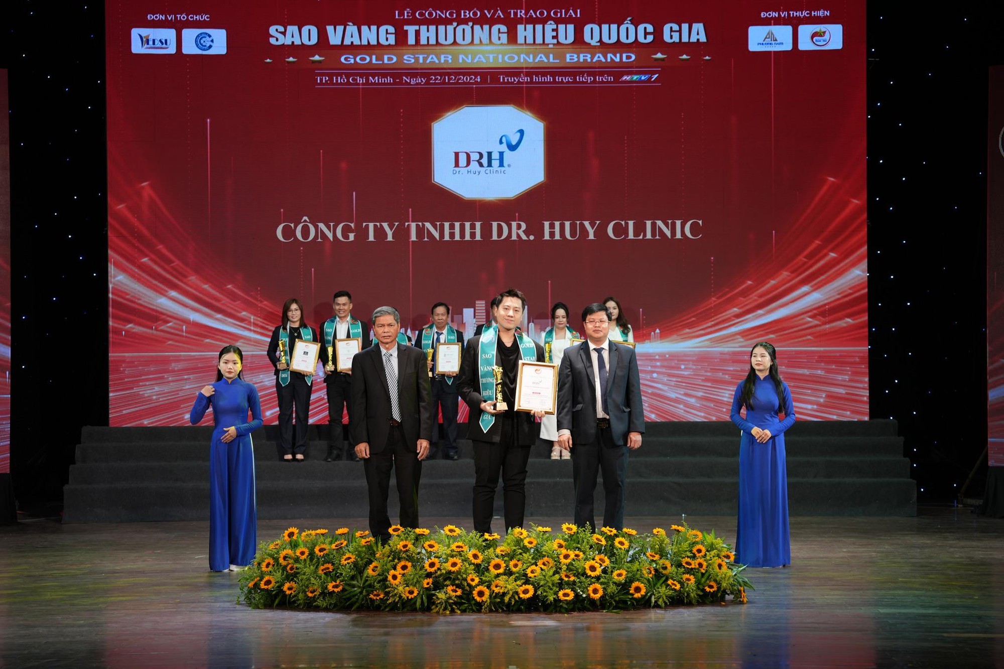 DRH Clinic, phòng khám da liễu Top 10 Thương Hiệu Uy Tín Quốc Gia- Ảnh 2.