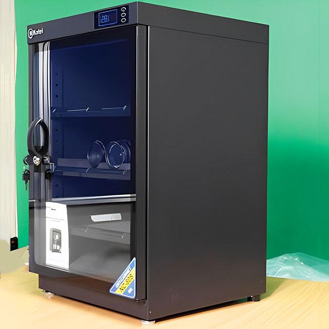 Những mẫu tủ chống ẩm Nikatei đáng chú ý tại công ty Kumisai - Ảnh 1.