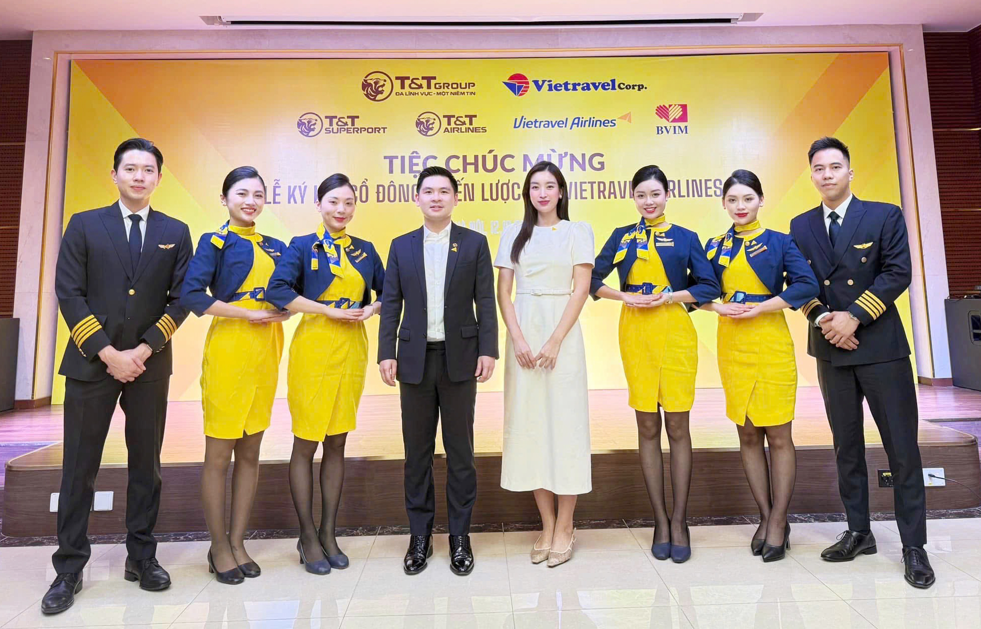 Từ thương vụ M&A Vietravel Airlines cho đến quyết tâm đưa hàng không Việt “bay lên” của bầu Hiển - Ảnh 4.