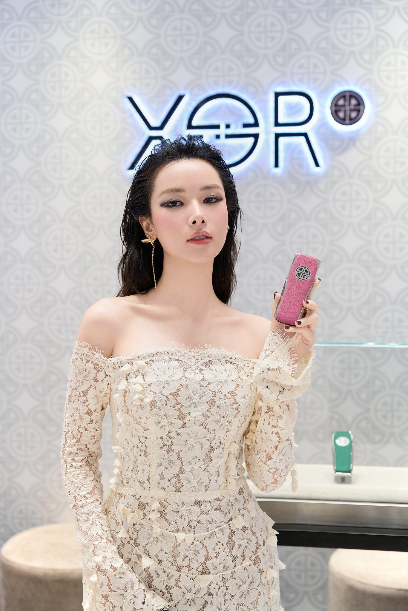 XOR x Elle: Chiêm ngưỡng BST điện thoại xa xỉ lấy cảm hứng từ đá quý- Ảnh 3. XOR x Elle: Chiêm ngưỡng BST điện thoại xa xỉ lấy cảm hứng từ đá quý- Ảnh 3.