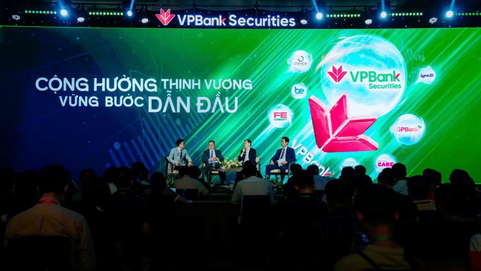 Sức nóng chưa từng có từ thương vụ IPO kỷ lục ngành chứng khoán- Ảnh 5. Sức nóng chưa từng có từ thương vụ IPO kỷ lục ngành chứng khoán- Ảnh 5.