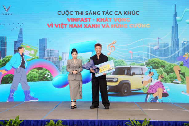 VinFast trao giải cuộc thi sáng tác ca khúc: Khi âm nhạc hòa nhịp cùng khát vọng Việt - Ảnh 2. VinFast trao giải cuộc thi sáng tác ca khúc: Khi âm nhạc hòa nhịp cùng khát vọng Việt - Ảnh 2.