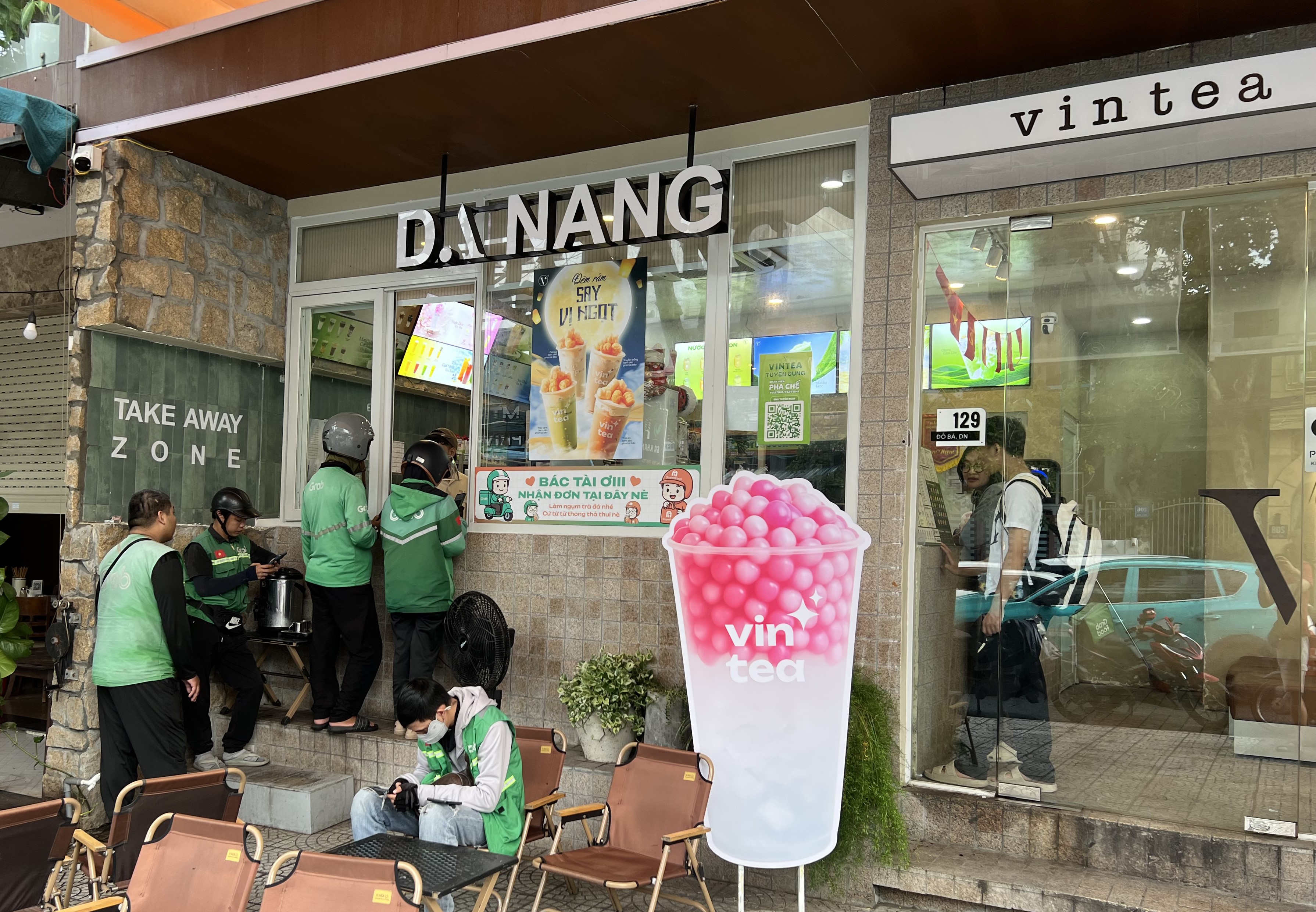 Từ quán nhỏ đến thương hiệu “gây sốt”: Vin Tea tăng gần 50% doanh thu nhờ nền tảng số - Ảnh 4. Từ quán nhỏ đến thương hiệu “gây sốt”: Vin Tea tăng gần 50% doanh thu nhờ nền tảng số - Ảnh 4.