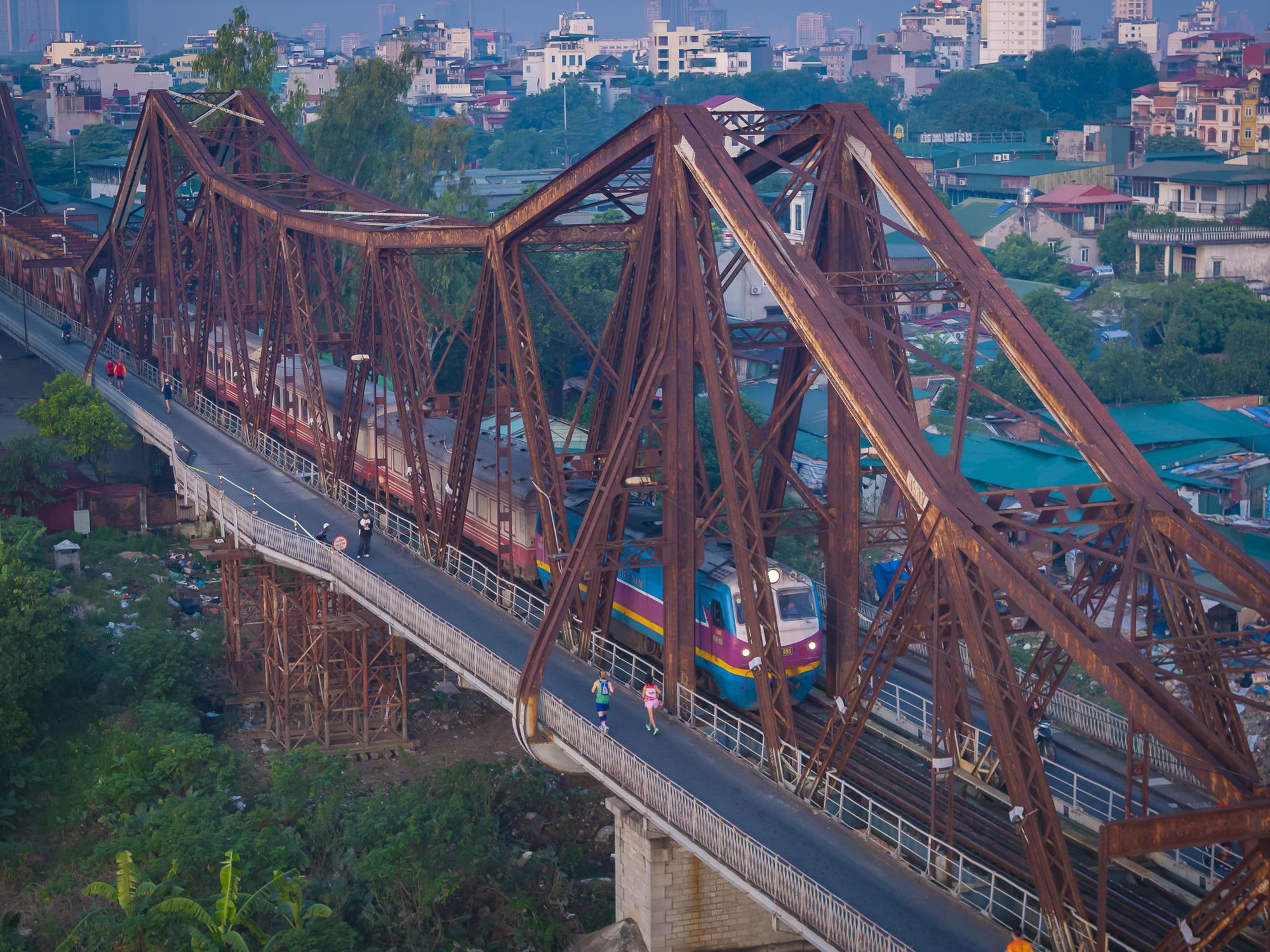 VPBank Hanoi International Marathon 2025: Giải chạy biểu tượng lan tỏa tinh thần sống khỏe, sống thịnh vượng- Ảnh 6. VPBank Hanoi International Marathon 2025: Giải chạy biểu tượng lan tỏa tinh thần sống khỏe, sống thịnh vượng- Ảnh 6.