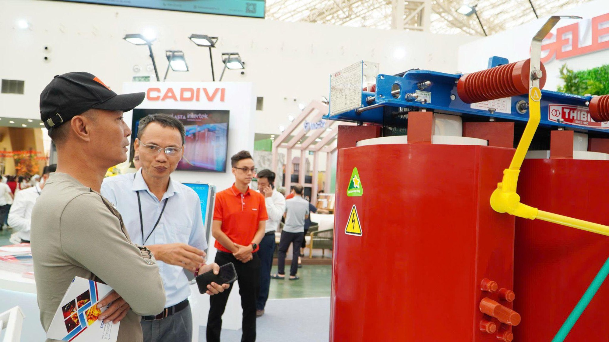 THIBIDI giới thiệu máy biến áp khô công nghệ cao tại Hội chợ Mùa Thu 2025- Ảnh 1. THIBIDI giới thiệu máy biến áp khô công nghệ cao tại Hội chợ Mùa Thu 2025- Ảnh 1.