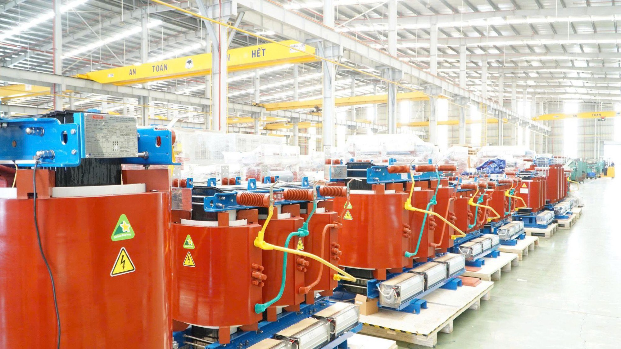 THIBIDI giới thiệu máy biến áp khô công nghệ cao tại Hội chợ Mùa Thu 2025- Ảnh 3. THIBIDI giới thiệu máy biến áp khô công nghệ cao tại Hội chợ Mùa Thu 2025- Ảnh 3.