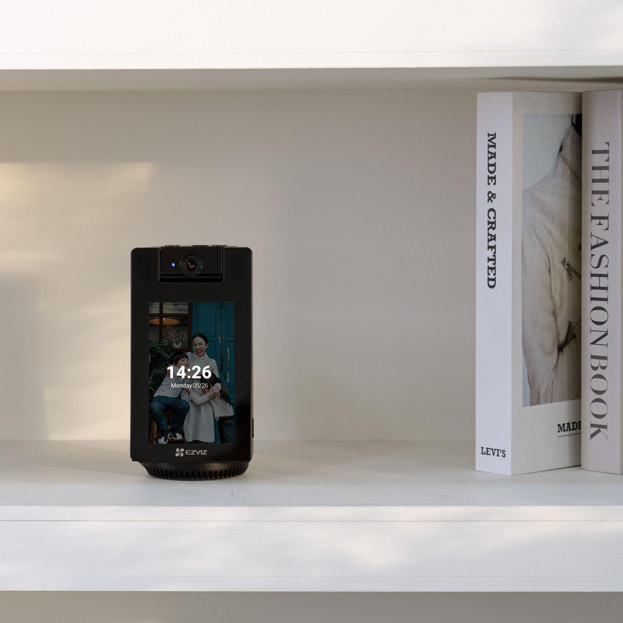 EZVIZ: Công nghệ kiến tạo tổ ấm hiện đại và gắn kết- Ảnh 2. EZVIZ: Công nghệ kiến tạo tổ ấm hiện đại và gắn kết- Ảnh 2.