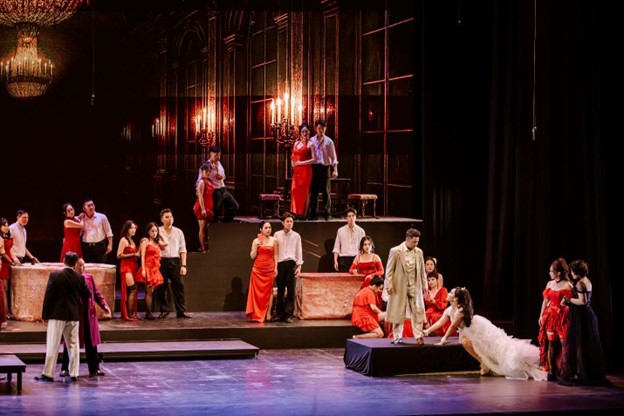 La Traviata - Đỉnh cao nghệ thuật opera và điều ít biết trong lần ra mắt đầu tiên- Ảnh 2. La Traviata - Đỉnh cao nghệ thuật opera và điều ít biết trong lần ra mắt đầu tiên- Ảnh 2.