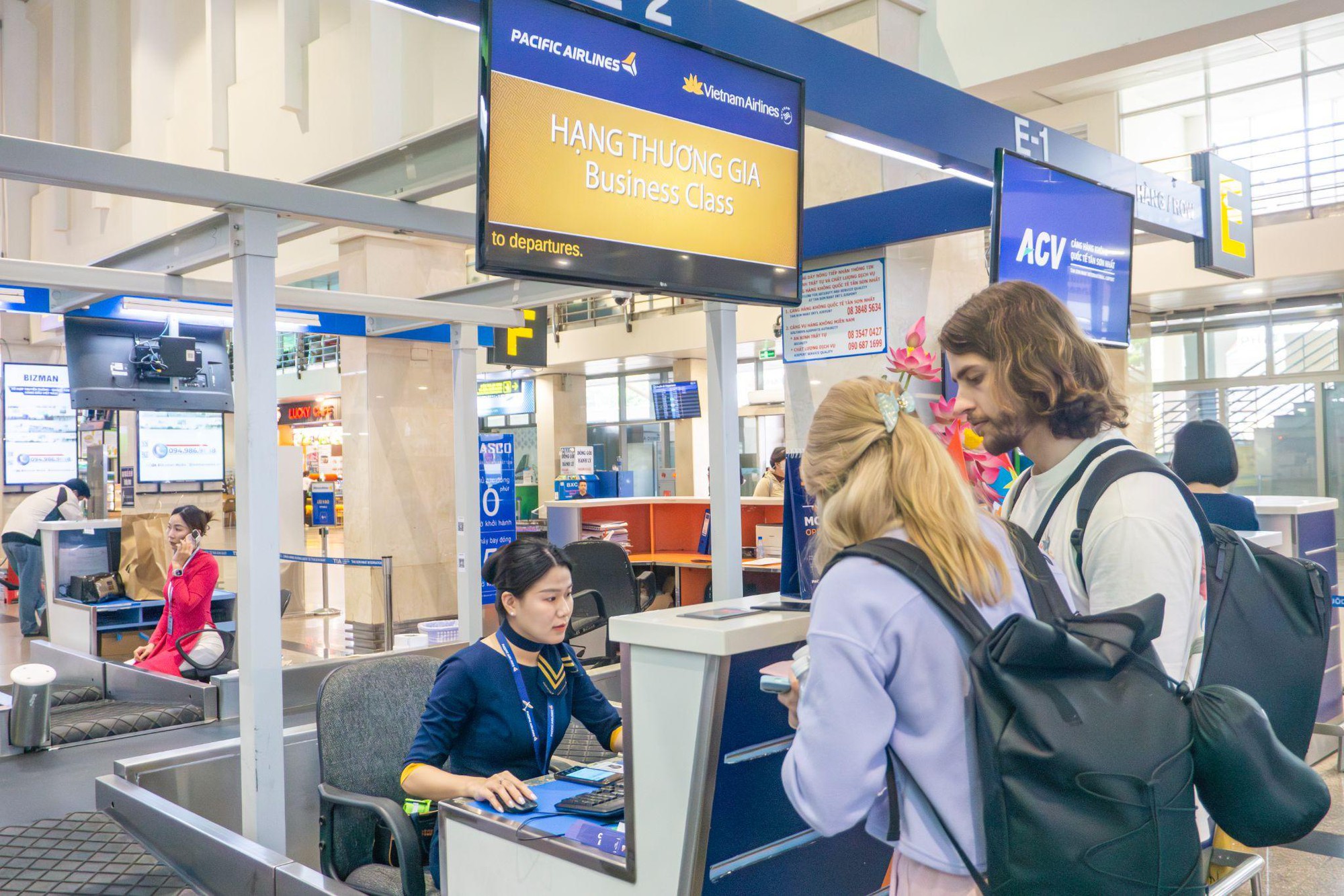 Pacific Airlines triển khai dịch vụ trọn gói trên các đường bay nội địa - Ảnh 2.