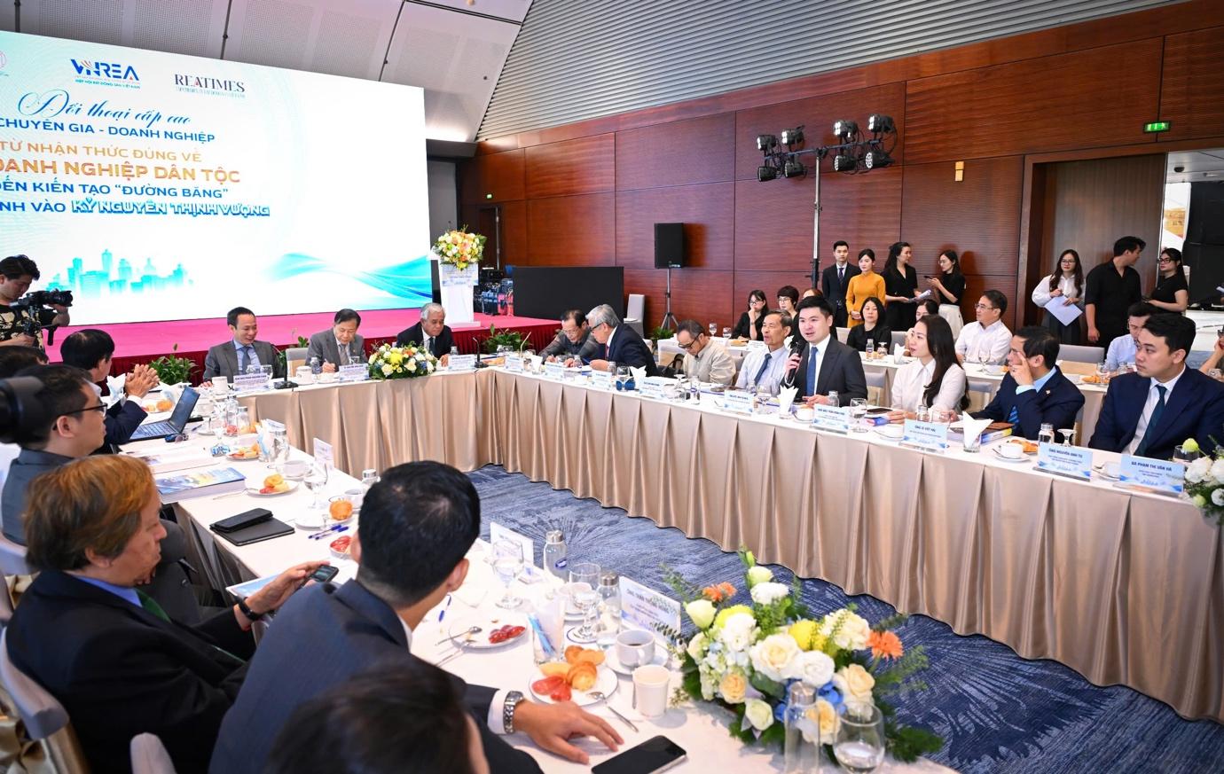 T&T Group của Bầu Hiển được vinh danh Top các doanh nghiệp tư nhân tiêu biểu- Ảnh 1.