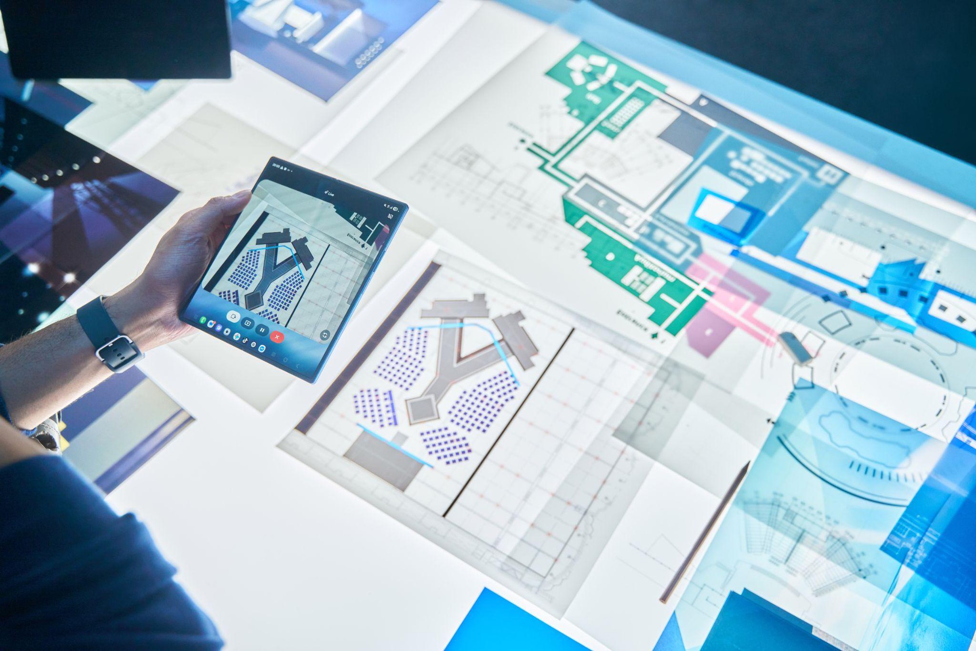 AI giúp các nhà lãnh đạo đi qua vùng mờ trong quá trình ra quyết định như thế nào?- Ảnh 2. AI giúp các nhà lãnh đạo đi qua vùng mờ trong quá trình ra quyết định như thế nào?- Ảnh 2.