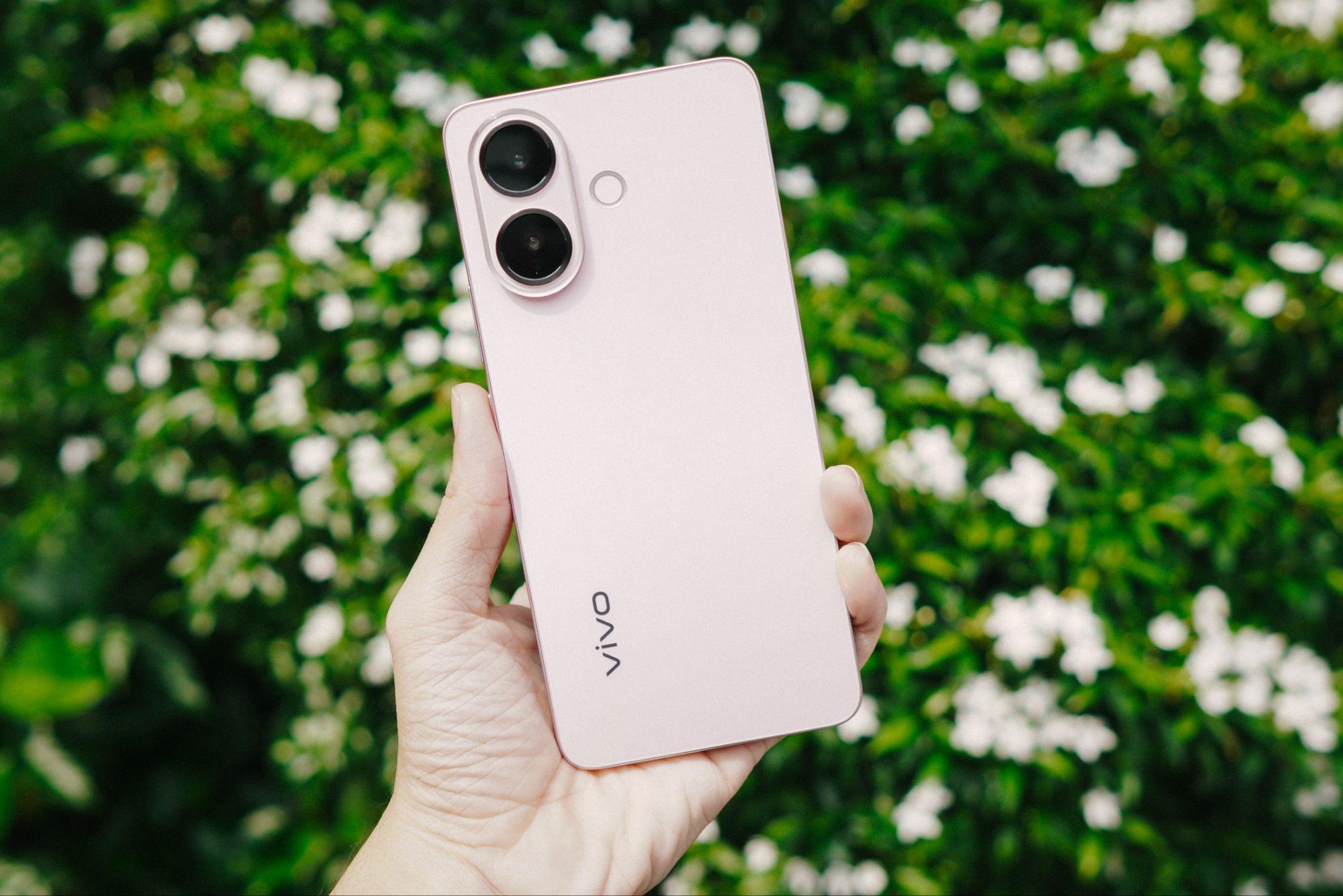 Trải Nghiệm Vivo V60 Lite 5G Trong Một Chuyến Đi 