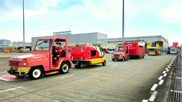 Vietjet tự phục vụ mặt đất: Tỷ lệ đúng giờ tại Tân Sơn Nhất tăng mạnh, tạo đà cho mùa cao điểm cuối năm - Ảnh 9.