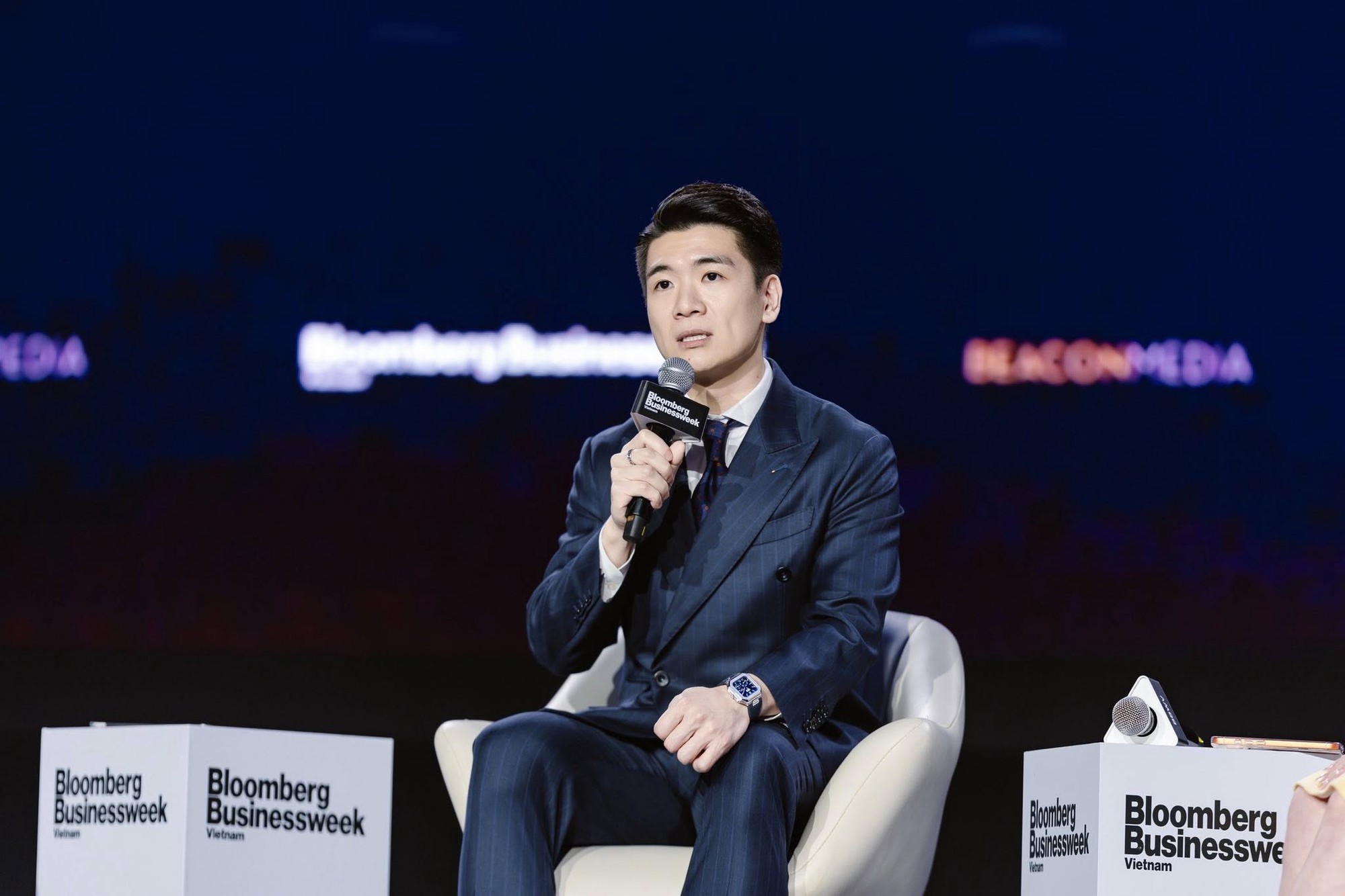 Tư duy lãnh đạo trẻ và hành trình đưa SHB bứt phá, dẫn đầu trong kỷ nguyên mới- Ảnh 1.