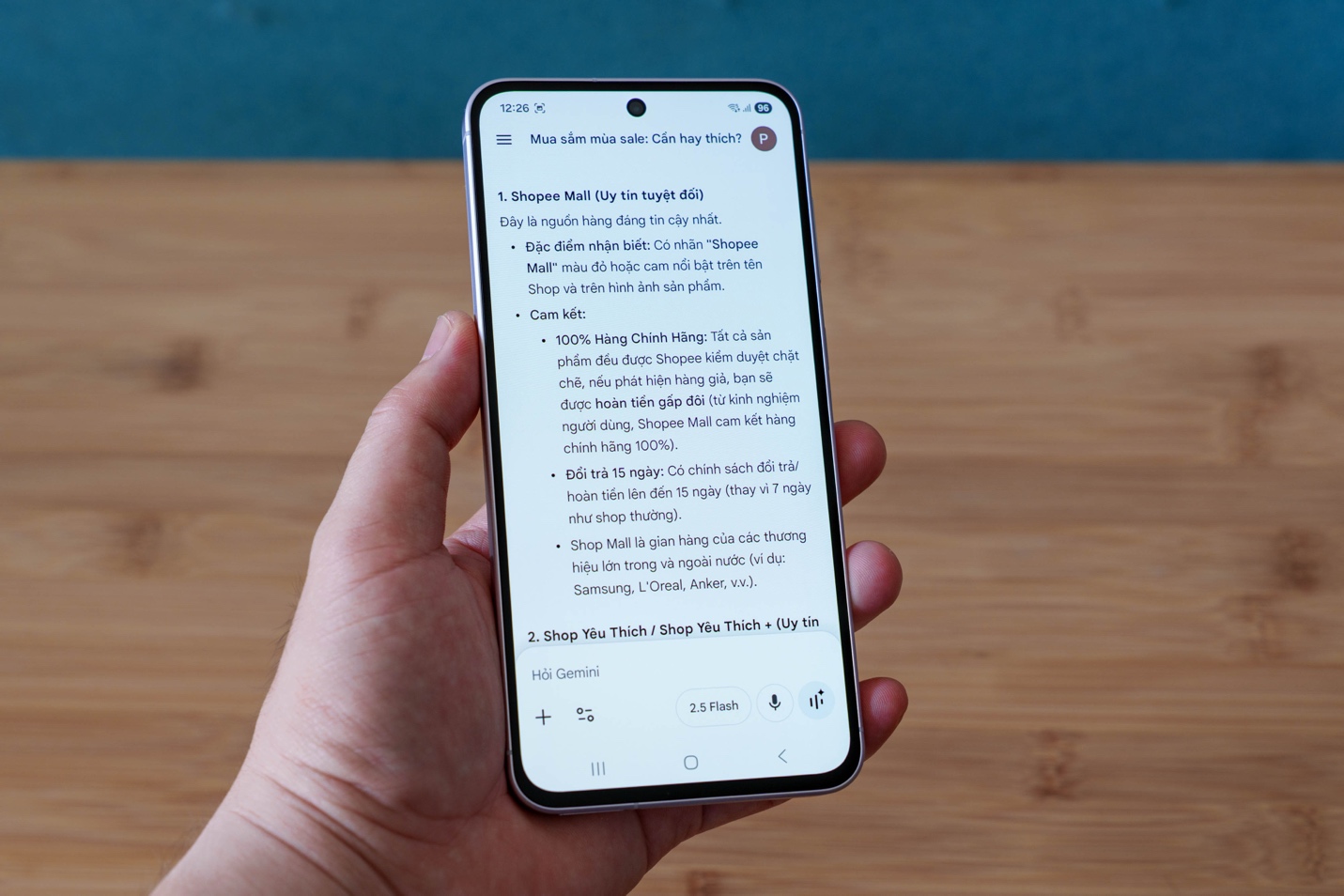 Tránh “bẫy” mua sắm cuối năm nhờ Gemini Live - Trợ lý AI giúp bạn tiêu tiền thông minh - Ảnh 2. Tránh “bẫy” mua sắm cuối năm nhờ Gemini Live - Trợ lý AI giúp bạn tiêu tiền thông minh - Ảnh 2.