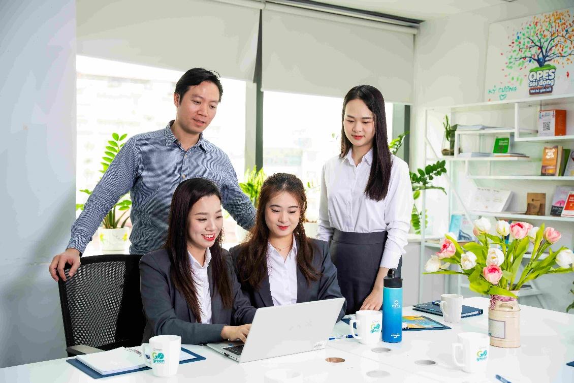 OPES lọt Top 5 nơi làm việc tốt nhất Việt Nam ngành bảo hiểm- Ảnh 1.