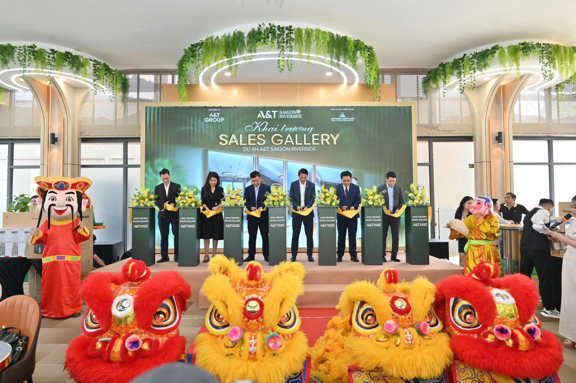 Hơn 1200 người tham dự sự kiện Khai trương Sales Gallery A&T Saigon Riverside- Ảnh 2.