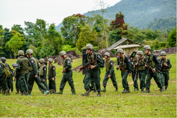 Tập 14 Chiến Sĩ Quả Cảm: Hành trình phá án Lóng Luông quả cảm, đầy cảm xúc- Ảnh 1. Tập 14 Chiến Sĩ Quả Cảm: Hành trình phá án Lóng Luông quả cảm, đầy cảm xúc- Ảnh 1.