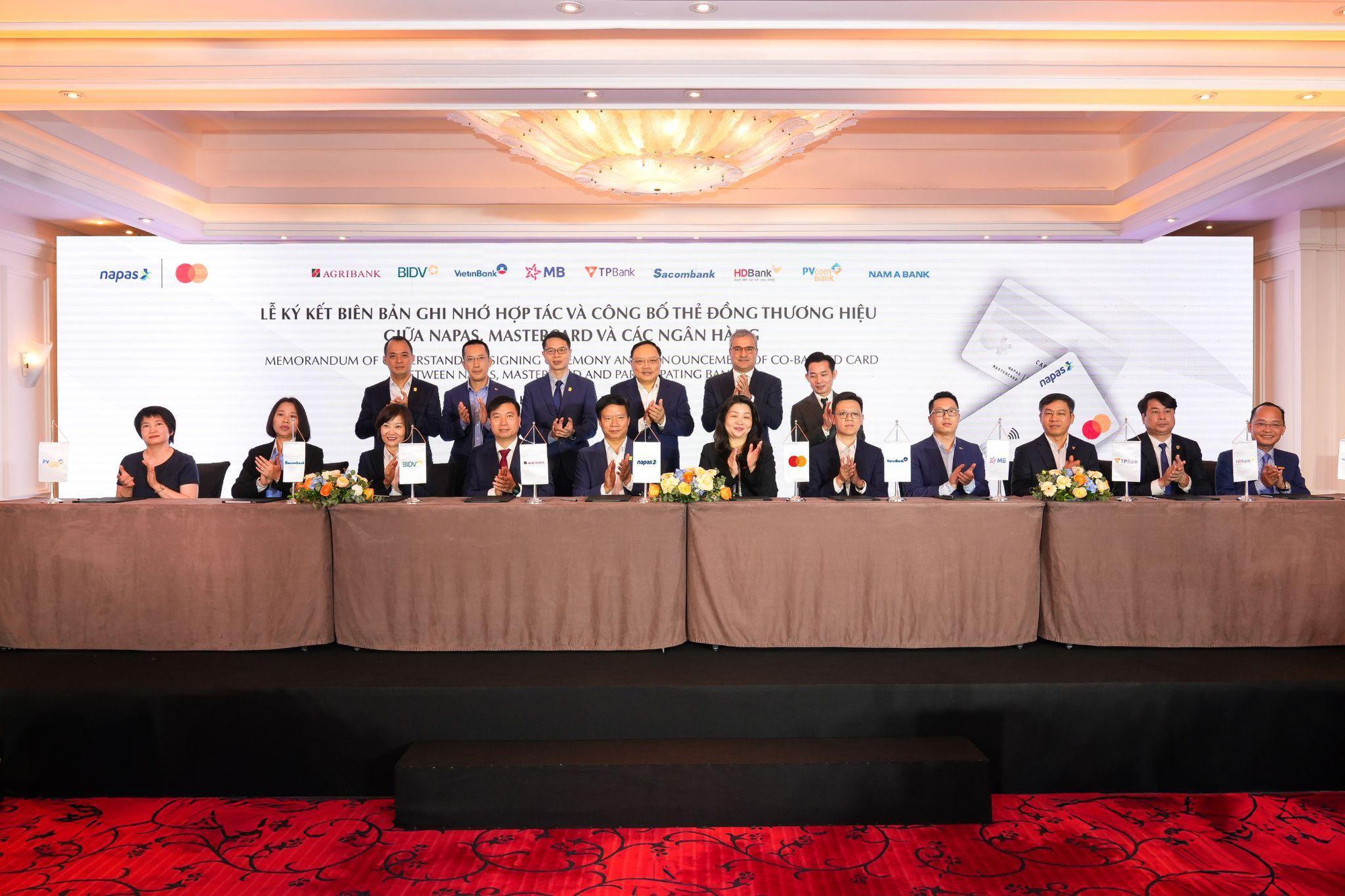 Chuyển đổi số tại Việt Nam: Hành trình 5 năm hướng tới tương lai không tiền mặt- Ảnh 1.