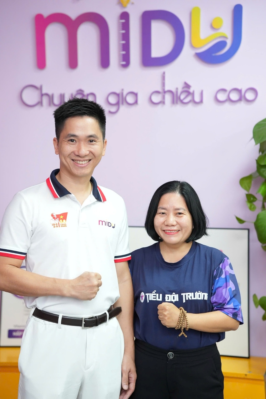 Cô giáo 137cm ở Lâm Đồng làm chuyên gia chiều cao- Ảnh 2. Cô giáo 137cm ở Lâm Đồng làm chuyên gia chiều cao- Ảnh 2.