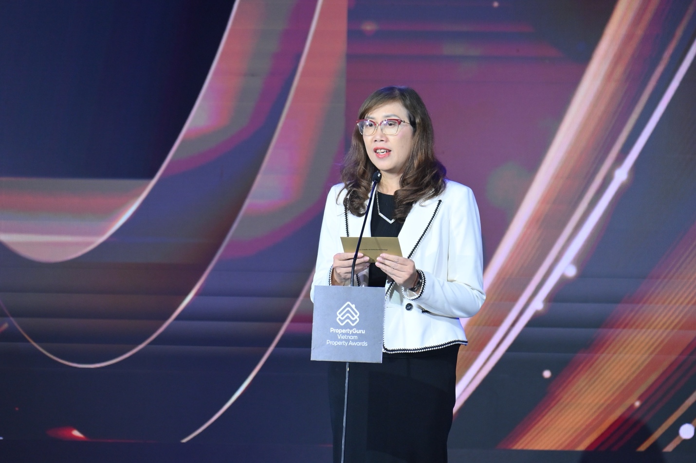 AkzoNobel dẫn dắt thị trường bằng lợi thế cạnh tranh bền vững- Ảnh 1. AkzoNobel dẫn dắt thị trường bằng lợi thế cạnh tranh bền vững- Ảnh 1.