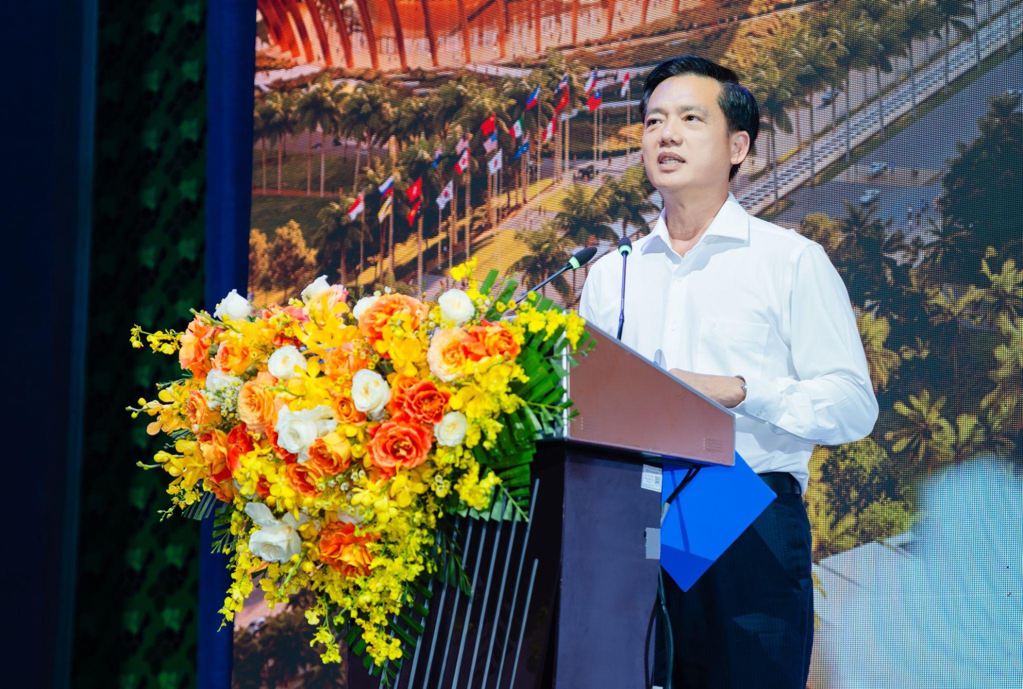 Đảo Ngọc tổ chức Hội thảo “Đặc khu Phú Quốc – Cất cánh cùng APEC”- Ảnh 5. Đảo Ngọc tổ chức Hội thảo “Đặc khu Phú Quốc – Cất cánh cùng APEC”- Ảnh 5.