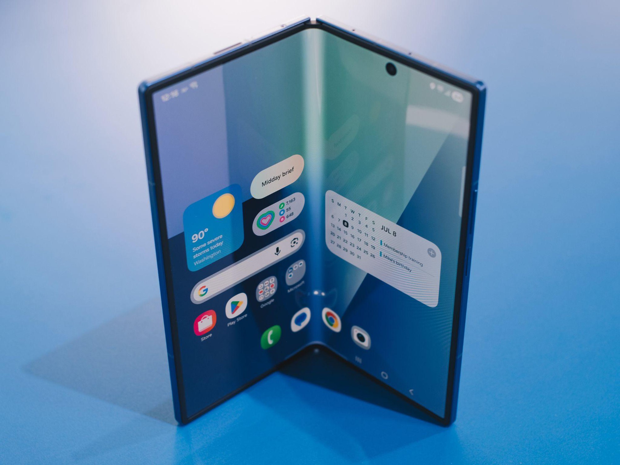 Galaxy Z Fold7 - Trợ lý mạnh nhất mùa cuối năm: Làm việc nhanh, chụp ảnh đẹp, cân mọi tác vụ- Ảnh 1. Galaxy Z Fold7 - Trợ lý mạnh nhất mùa cuối năm: Làm việc nhanh, chụp ảnh đẹp, cân mọi tác vụ- Ảnh 1.