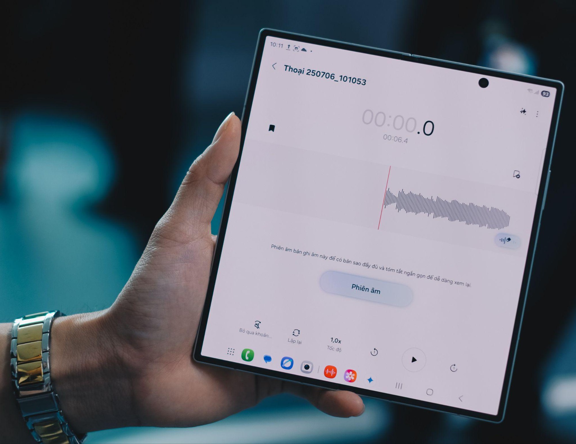 Galaxy Z Fold7 - Trợ lý mạnh nhất mùa cuối năm: Làm việc nhanh, chụp ảnh đẹp, cân mọi tác vụ- Ảnh 2. Galaxy Z Fold7 - Trợ lý mạnh nhất mùa cuối năm: Làm việc nhanh, chụp ảnh đẹp, cân mọi tác vụ- Ảnh 2.