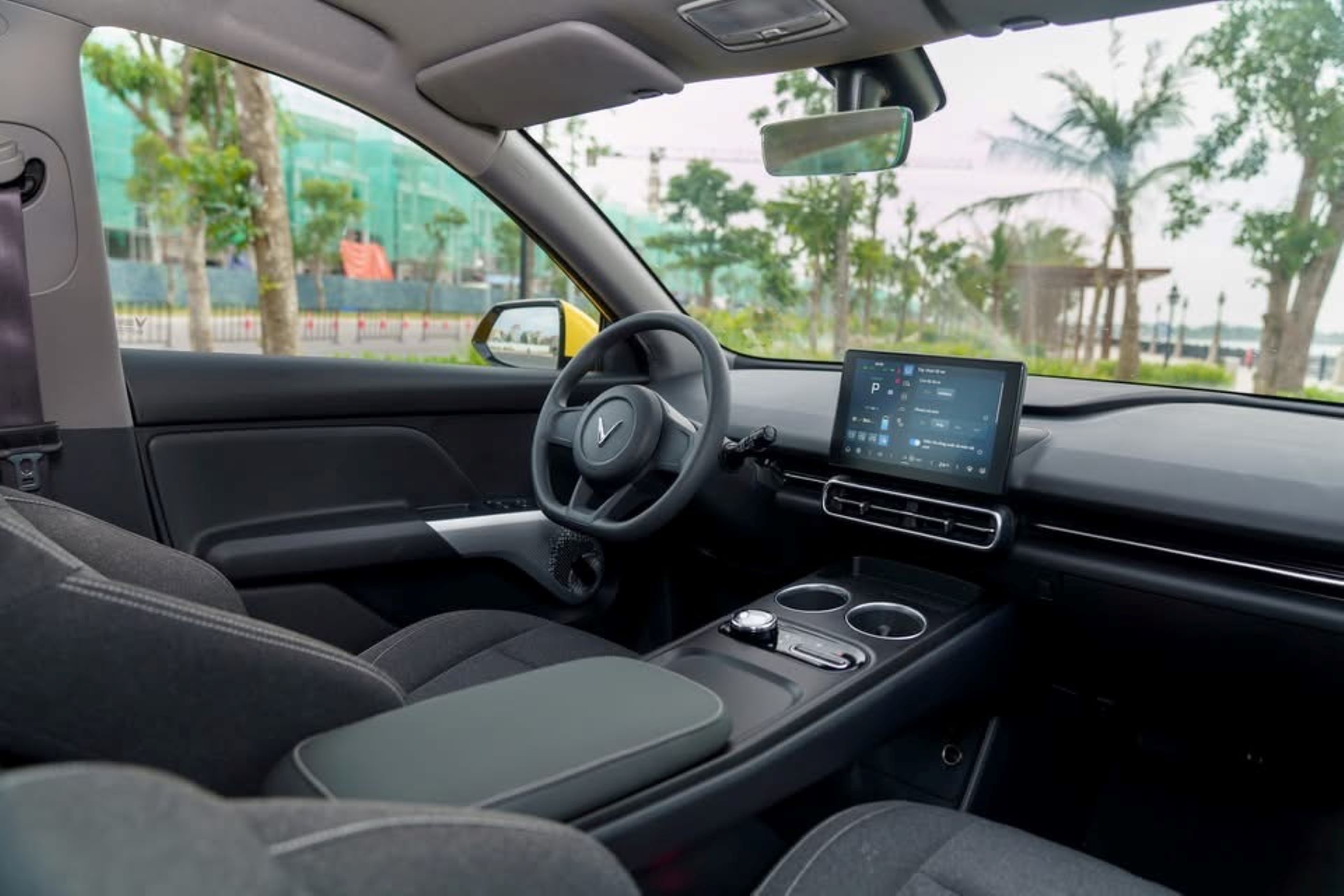 Quyết định giúp tài xế dịch vụ tại Hà Nội bỏ túi cả trăm triệu đồng mỗi năm- Ảnh 1.