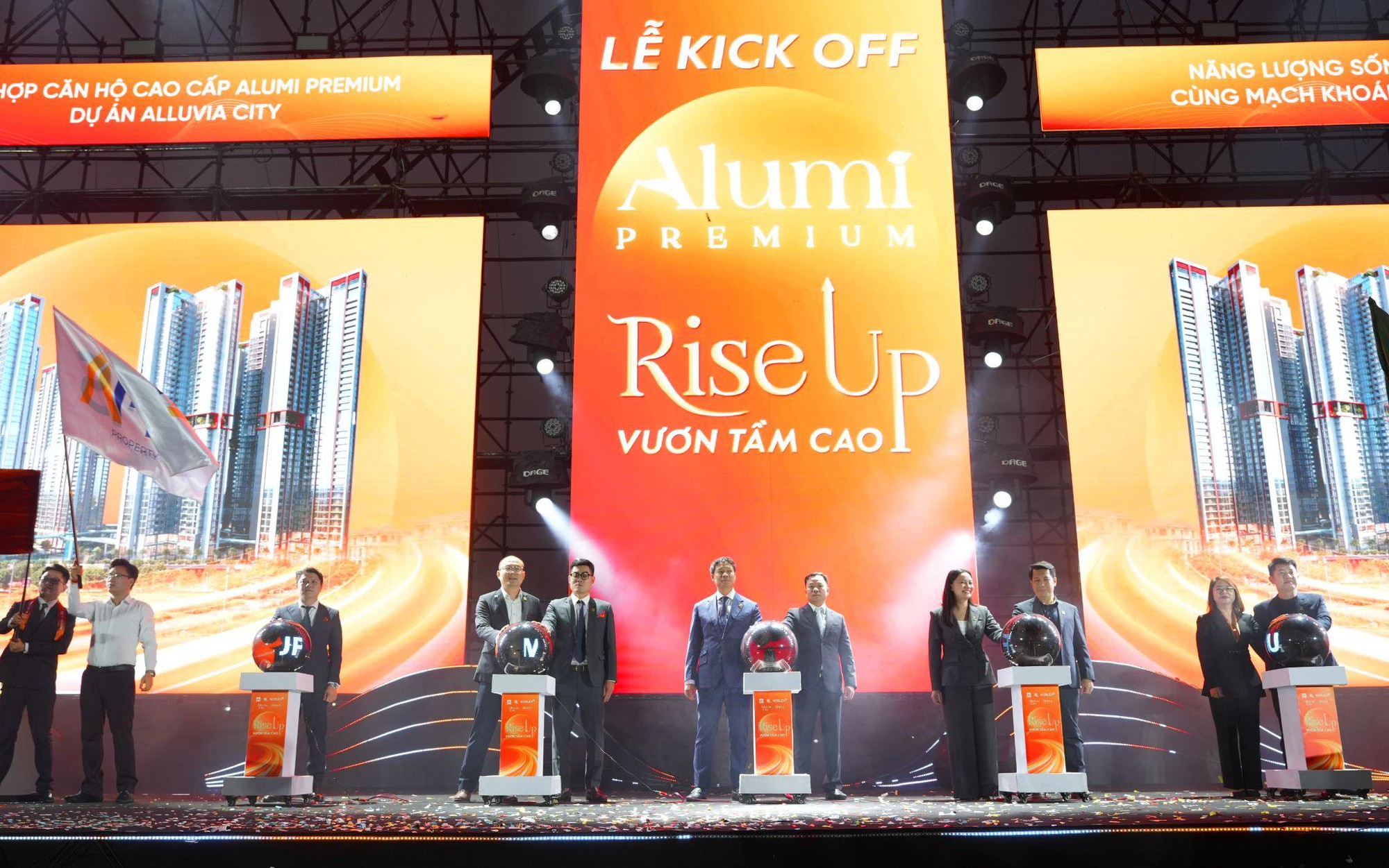 Hơn 6.000 sales dự Kick-off tổ hợp đầu tiên tại đô thị khoáng nóng Alluvia City - Ảnh 1.