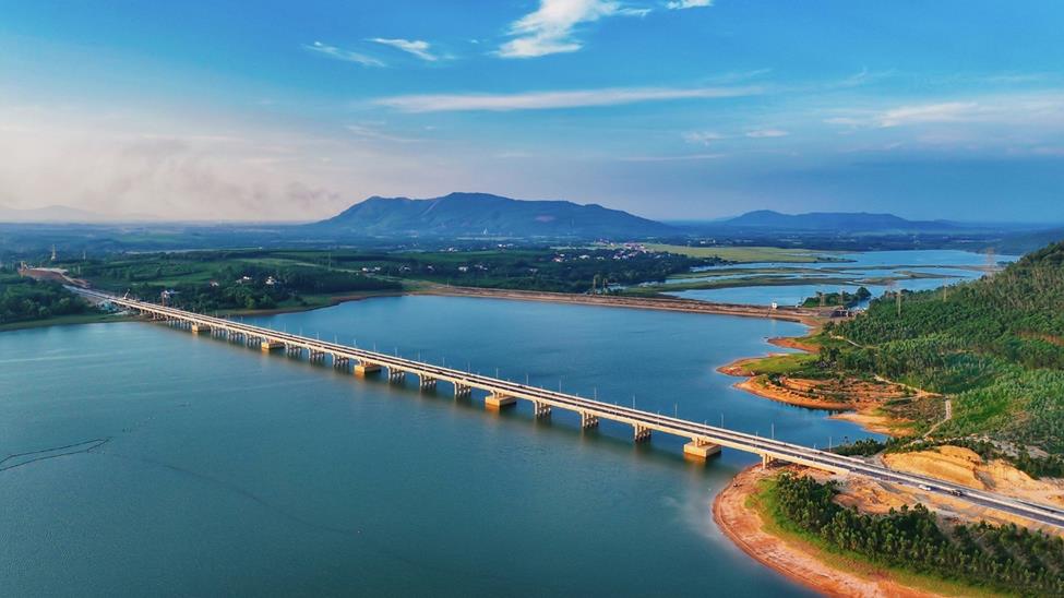 Dấu ấn VINACONEX trên hành trình hoàn thành 3.000 km cao tốc quốc gia- Ảnh 2.