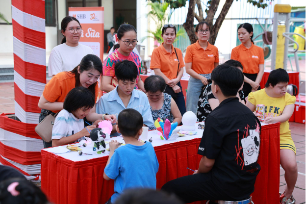 &ldquo;Khi niềm vui được đặt để đ&uacute;ng chỗ, hạnh ph&uacute;c tự khắc trở n&ecirc;n tr&ograve;n đầy&rdquo; - Ảnh 8.
