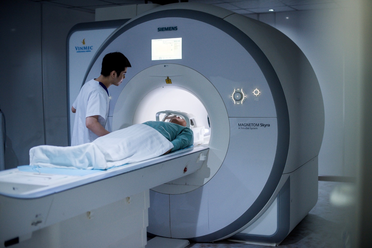 Vinmec Central Park: 10 năm tiên phong chuẩn quốc tế, mở lối cho y học dựa trên giá trị - Ảnh 1.